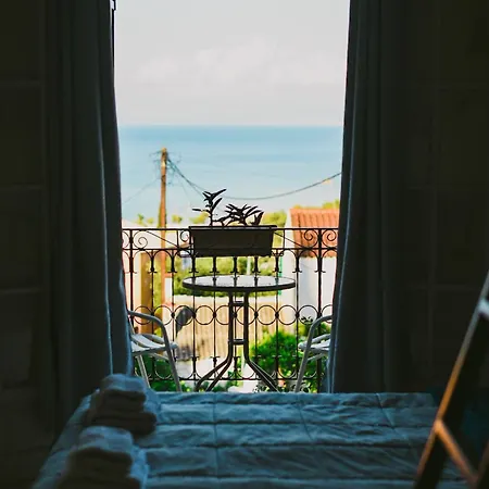 מלון Paradise Sea View Pool
