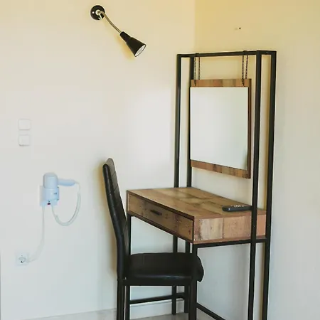 Paradise Sea View Pool Ξενοδοχείο *