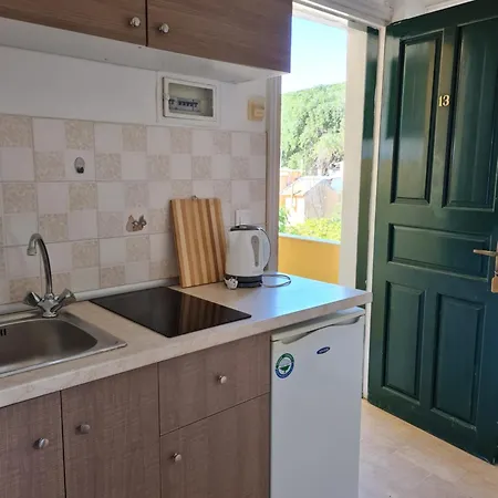 Paradise Sea View Pool Hotel